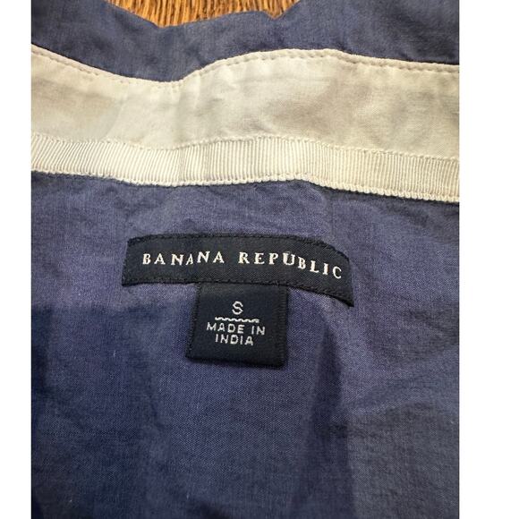 Banana Republic Women's Classic Cotton Button-Down Shirt - Blue - Size Small - Picture 5 of 6